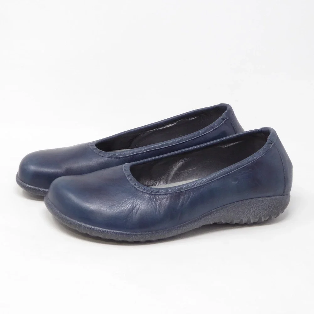 Naot Taupo Womens Flats Navy Blue Leather Comfort Slip On Shoes Size 8